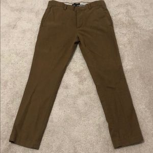 Banana Republic // Men’s Fulton Chino